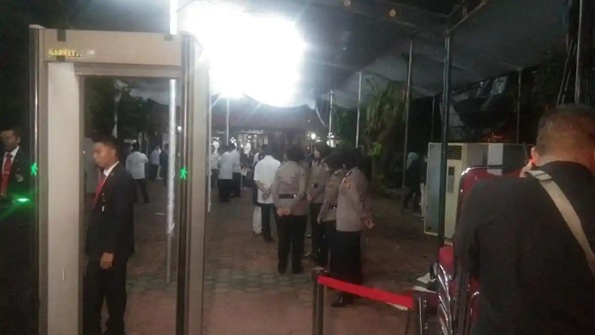 Presiden Jokowi Tiba di Cikeas