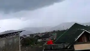 HUJAN-RINGAN-ACEH-BENER-MERIAH.jpg