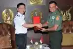 Panglima TNI Terima Kasal Singapura