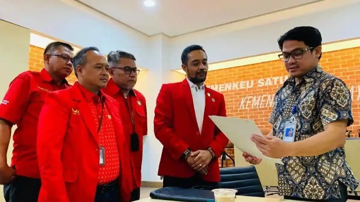 Benalu dalam Transisi Energi Nasional, SP PLN Satu Suara Kompak Tolak Power Wheeling