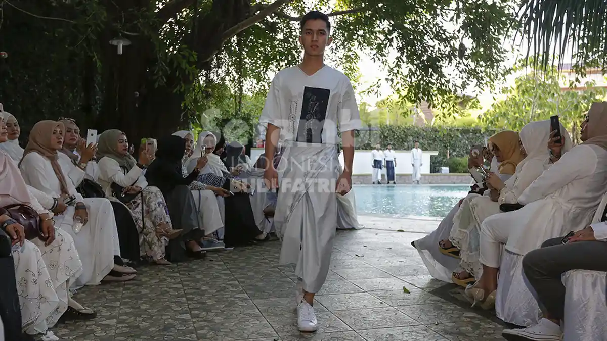 Desainer Muda Tampilkan Rancangan Beretnik Aceh, Model Kupiah Meukutop hingga  Kerajaan Lamuri