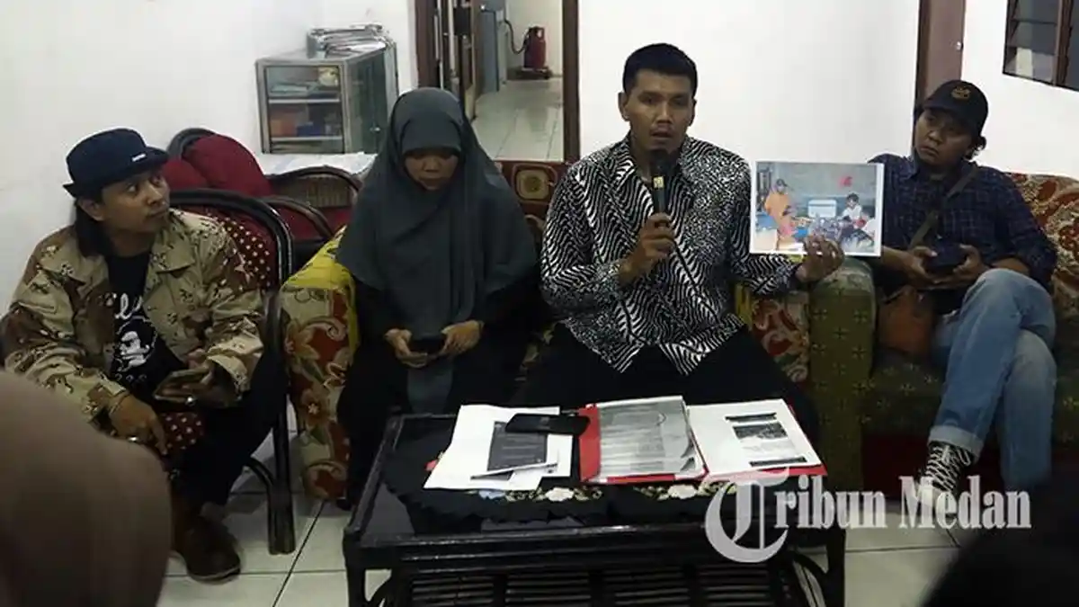 Berita Foto: LBH Medan dan KKJ Sumut Temukan Fakta Kejanggalan Rekontruksi Pembunuhan Sempurna - 23072024_KETERANGAN_LBH_MEDAN_DANIL_SIREGAR_1jpg.jpg