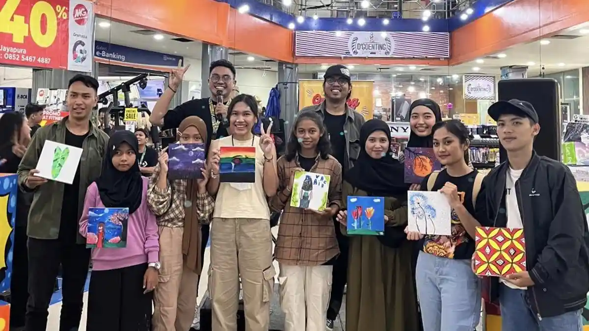 Pengunjung Antusias Berburu Diskon dan Belajar Seni Mural di Gramedia Jayapura Exhibition