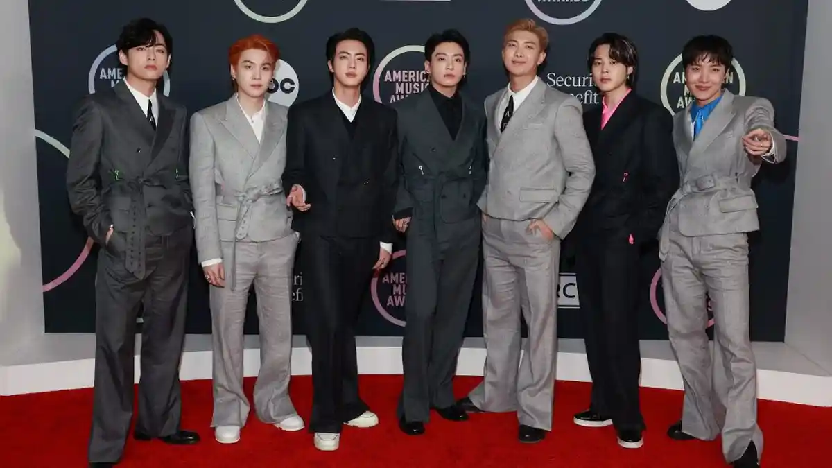 Bikin ARMY Bangga, BTS Masuk Nominasi Grammy Awards 2022 untuk Best Pop Duo/Group Performance