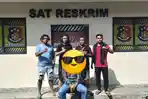 Polres-Minut-menangkap-seorang-pria-terduga-pelaku-penggelapan-mobil.jpg