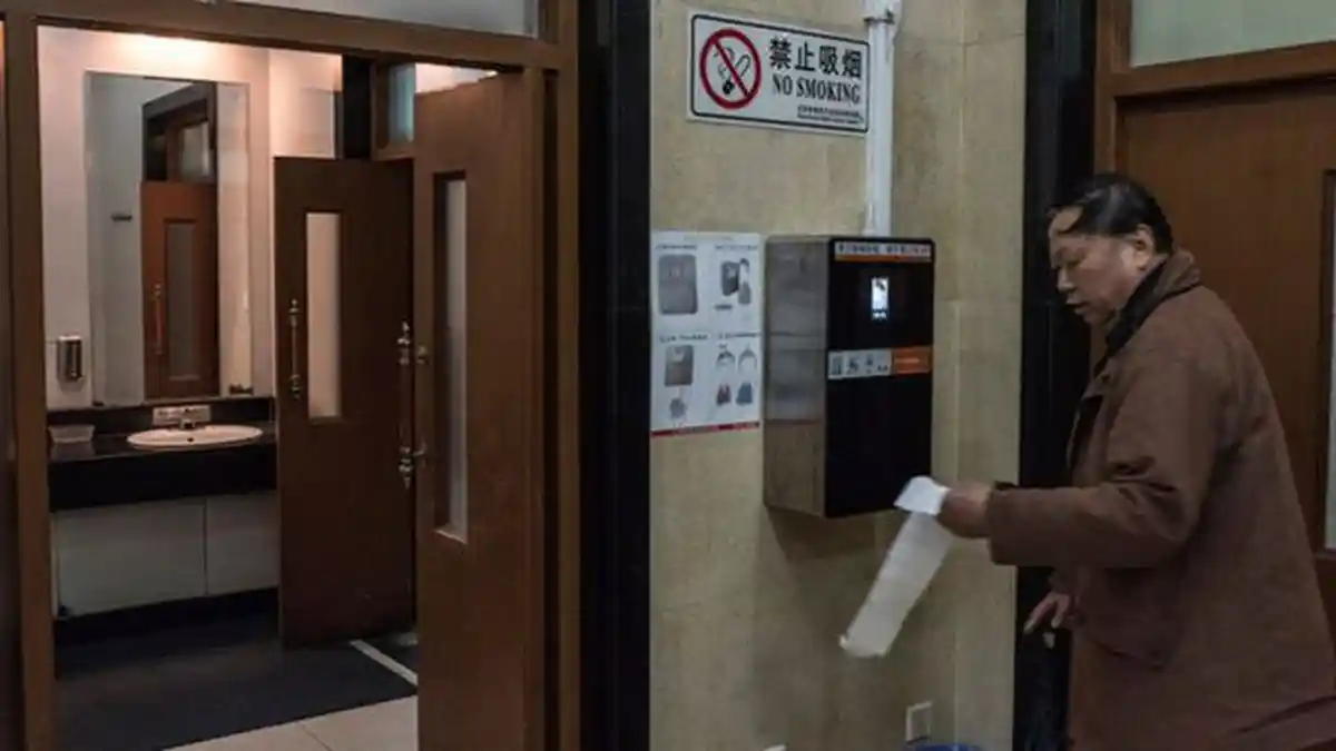 Marak Pencurian Tisu, China Pasang Pemindai Wajah di Toilet Umum