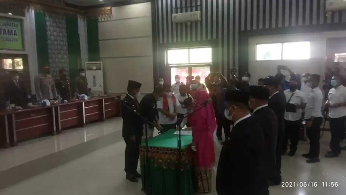 Bupati Aceh Tenggara Raidin Pinim Lantik Lima Pejabat Eselon II, Ini Nama-namanya