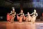 Tarian Peringati Hari Tari Se-Dunia