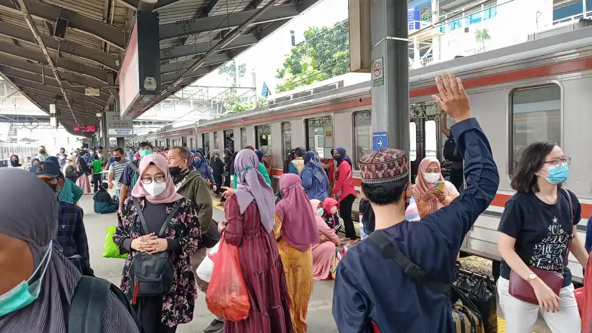 Data Penumpang KRL Jabodetabek hingga Senin 11 Juli Terbanyak dari Stasiun Bogor
