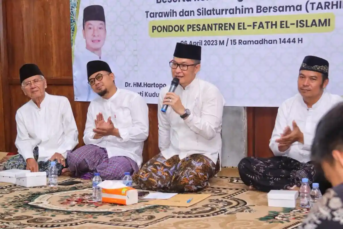 Segera Lengser dari Bupati Kudus, Hartopo Pastikan Kawal Tunjangan Guru Swasta dan Imam Masjid