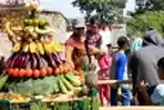 Meriahnya Tradisi sesaji Rewanda Di Goa Kreo Semarang