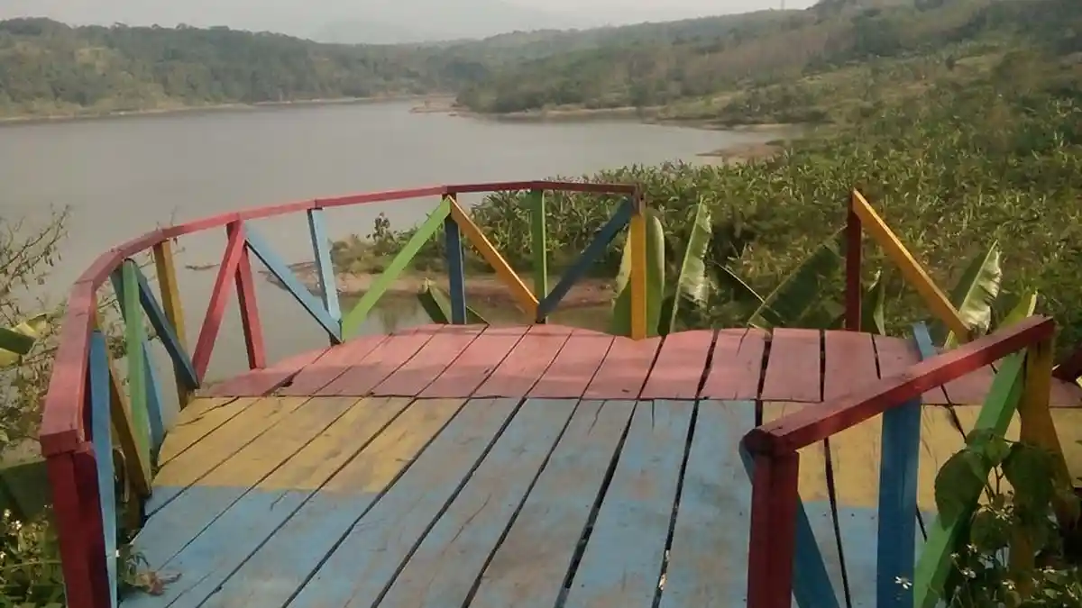 Ternyata Wisata Istana Bukit Cinta juga Ada di Mijen Semarang