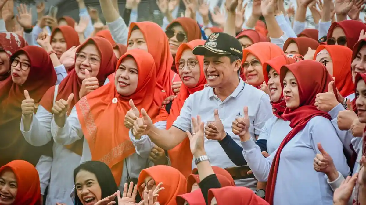 Bupati Afif Dorong Peran Bidan Tingkatkan Derajat Kesehatan Ibu dan Anak di Wonosobo 