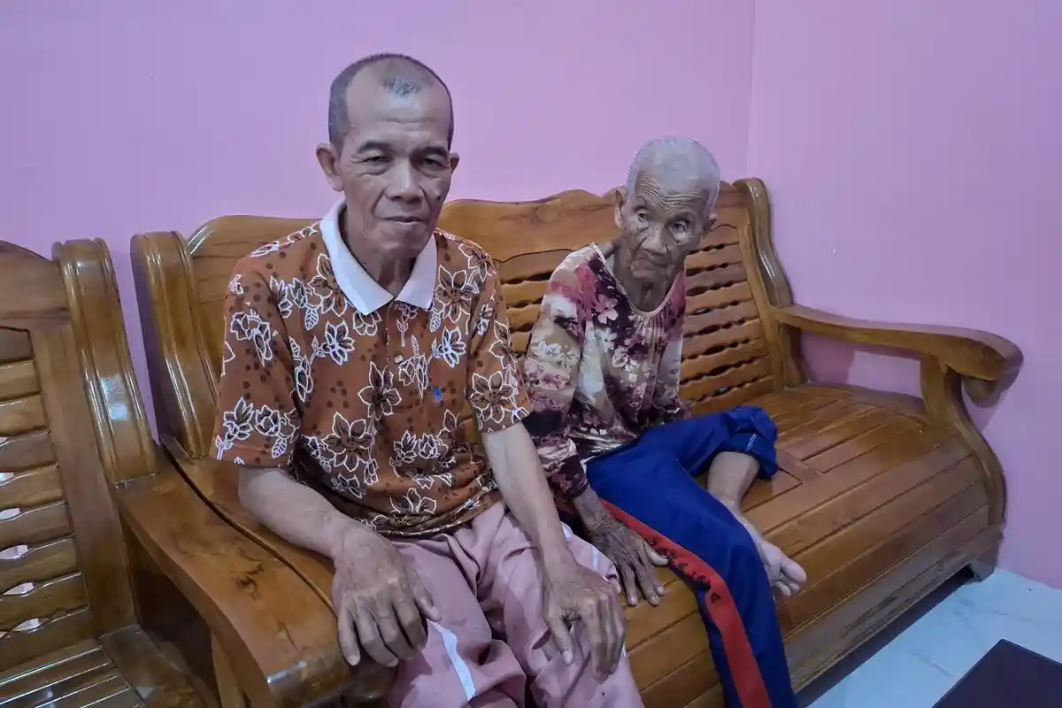 Jual Becak Rp250 Ribu ke Istri, Muhammad Boyong Ibu Pergi ke Yayasan Bagus Mandiri Insani