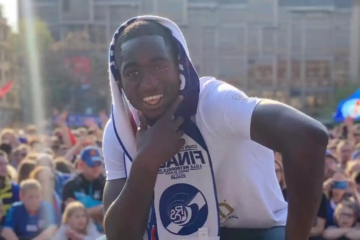 Gerak Cepat Terbaru AC Milan Cari Pemain Pengganti Onyedika Jelang Deadline, Pioli Juga Berburu Bek