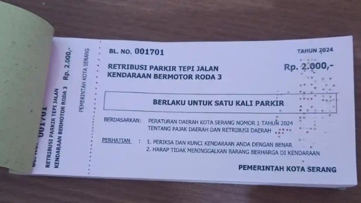 Marak Parkir Liar di Kota Serang, Yuk Kenali Juru Parkir Resmi, Begini Cirinya