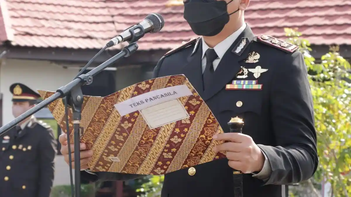 Kapolres Bengkayang Bayu Suseno Pimpin Upacara Peringatan Hari Sumpah Pemuda