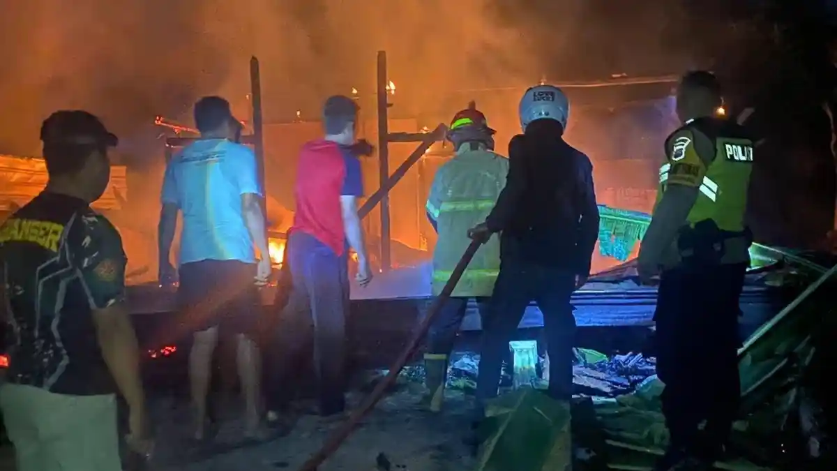 Dua Rumah di Kangkung Kendal Terbakar, Korsleting Listrik Diduga jadi Pemicu - Tribunjateng.com