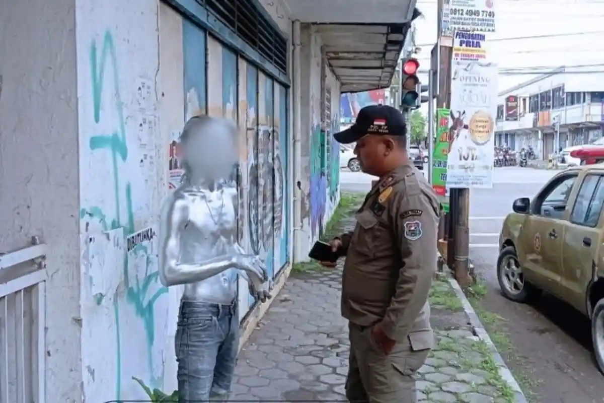 Satpol PP Kota Tegal Imbau Warga Tidak Memberikan Uang ke Pengemis Jalanan