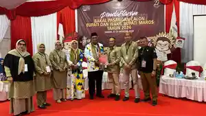Chaidir-Syam-Suhartina-Bohari-resmi-mendaftarkan-diri.jpg
