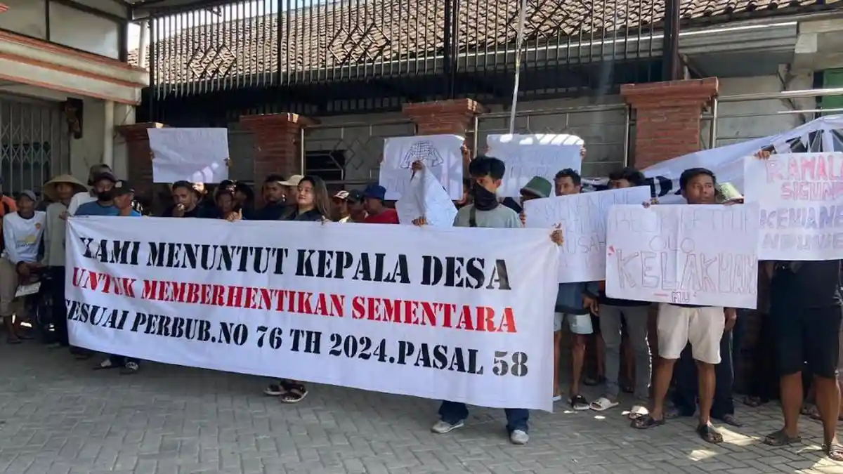 Warga Geruduk Balai Desa Badegan di Ponorogo, Desak Kasun Dipecat Buntut Dugaan Pungli PTSL