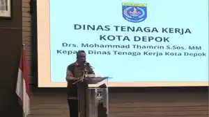 Kepala-Dinas-Tenaga-Kerja-Kota-Depok-Mohammad-Thamrin-di-Balaikota-Depok.jpg