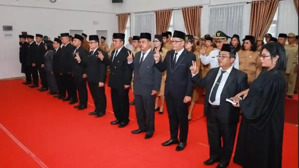Wali Kota Lantik 54 Pejabat Pemko Siantar, Ini Nama Para Kepala Dinas yang Baru
