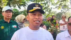 Wali-Kota-Depok-Supian-Suri-menjajaki-pendidikan-militer-untuk-siswa-nakal.jpg