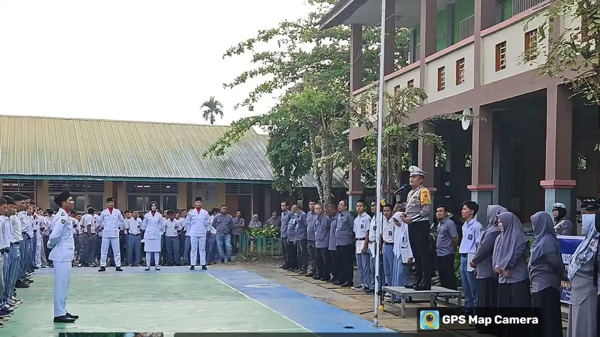 Sat Lantas Polres Simalungun Gelar Sosialisasi Keselamatan Berkendara di SMK Satria Budi Perdagangan