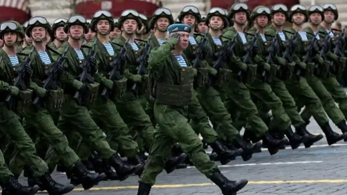 Inggris Tuduh Rusia Bentuk Pasukan Darat Besar-Besaran, Perkuat Tentara di Ukraina