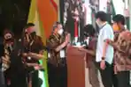 Penyerahan Apresiasi Kepada Peserta Pameran
