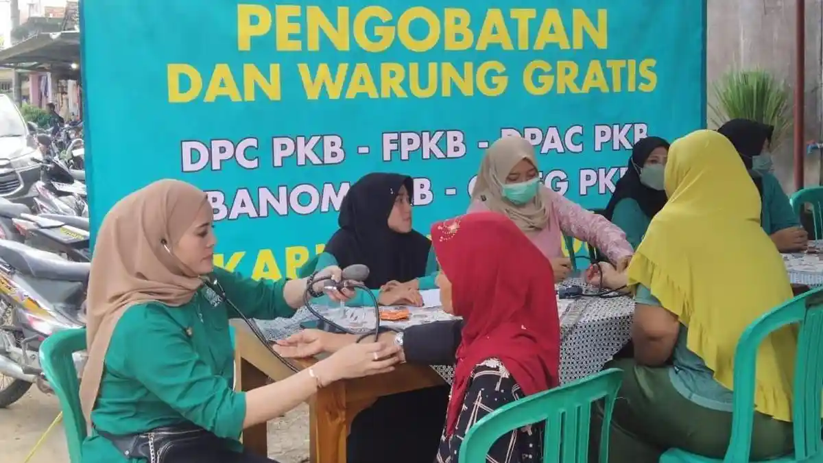 Pengungsi Korban Banjir Kudus Mulai Terserang Penyakit, Dewan: Suplai Vitamin Harus Ditingkatkan