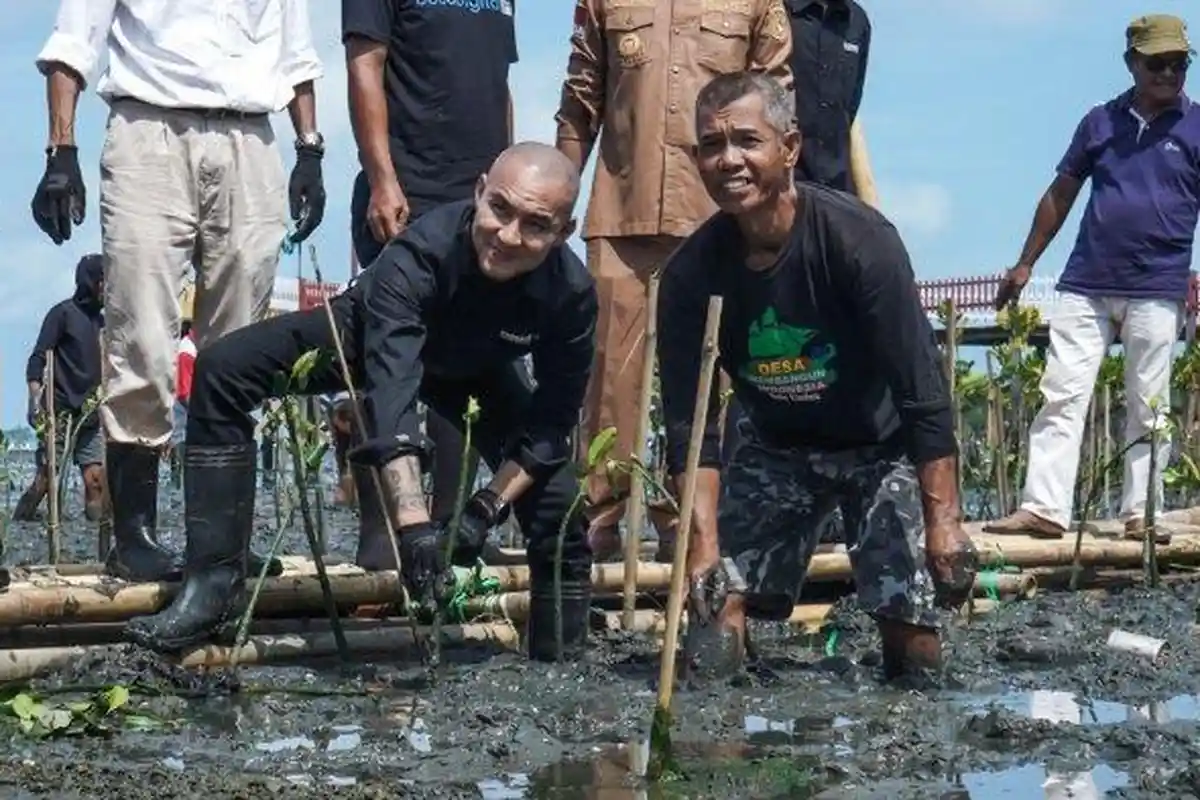 Indosat Tanam Mangrove Pakai Teknologi Internet of Things, Bisa Monitor Pertumbuhan dan Serapan CO2