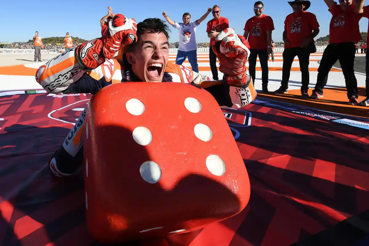 MotoGP Valencia 2017: Pedrosa Podium Pertama, Marquez Ketiga, Rossi Finis Kelima, Dovizioso Nyungsep
