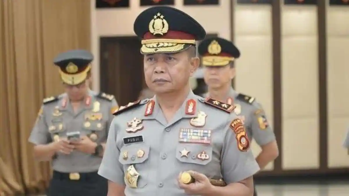 Pudji Prasetijanto Hadi Resmi Sandang Bintang 3 Sehari Jelang Pensiun dari Polri