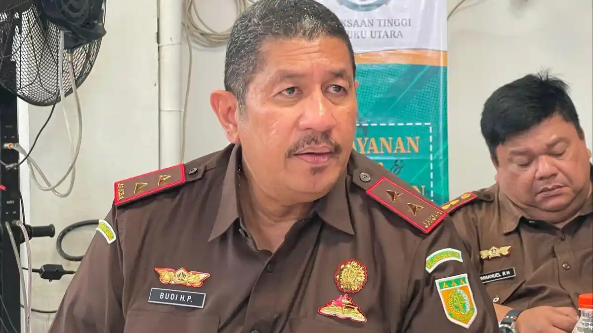 Kajati  Minta Jajaran Kejari dì Maluku Utara Kerja Profesional