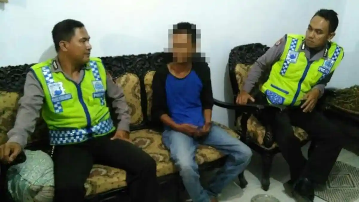 Berbekal Tisu Pejantan, Pria Ini Kepergok Main di Rumah Janda