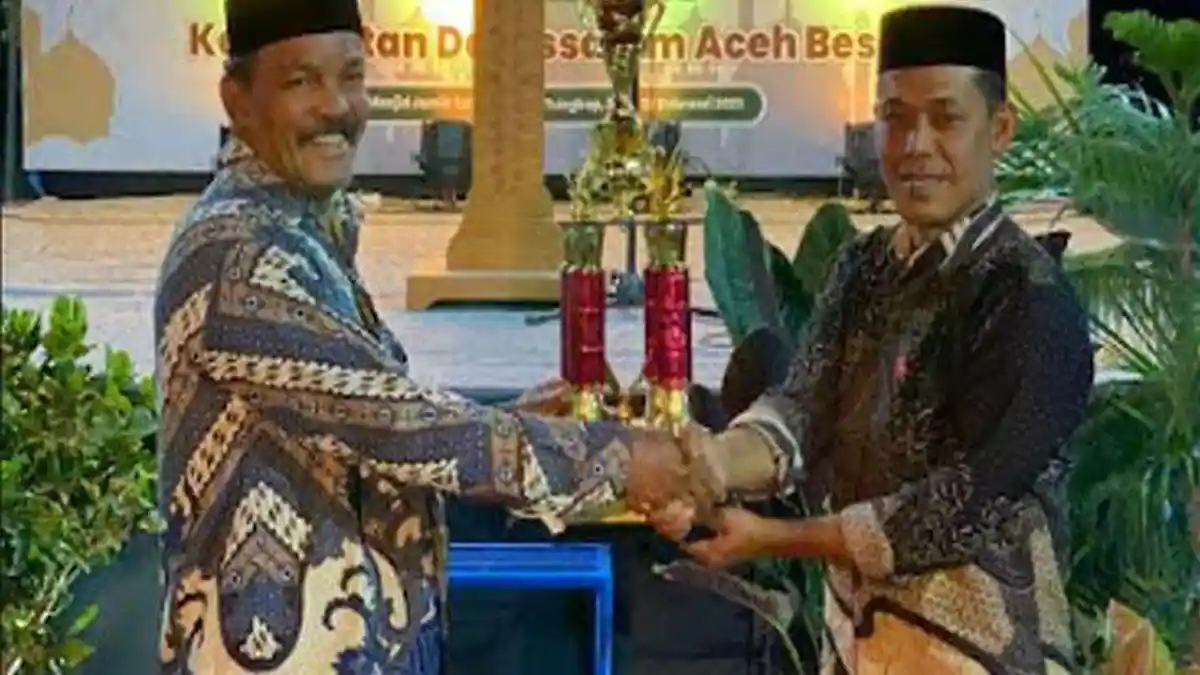 Mukim Tungkop Juara Umum MTQ Kecamatan Darussalam