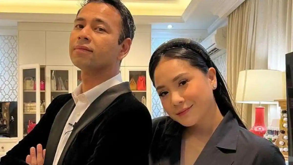 Curated visual reference: Picture Idea: Raffi Ahmad Bagikan Potret Kantor Baru Rans Entertainment Bergaya Vintage