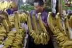 Buah Lokal Masih Diminati Pembeli