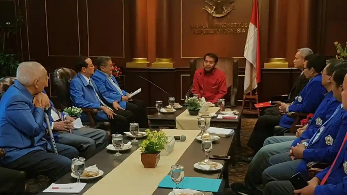 Prihatin Tentang Penurunan Nilai Moral, DPP IPKI Kunjungi Ketua MK