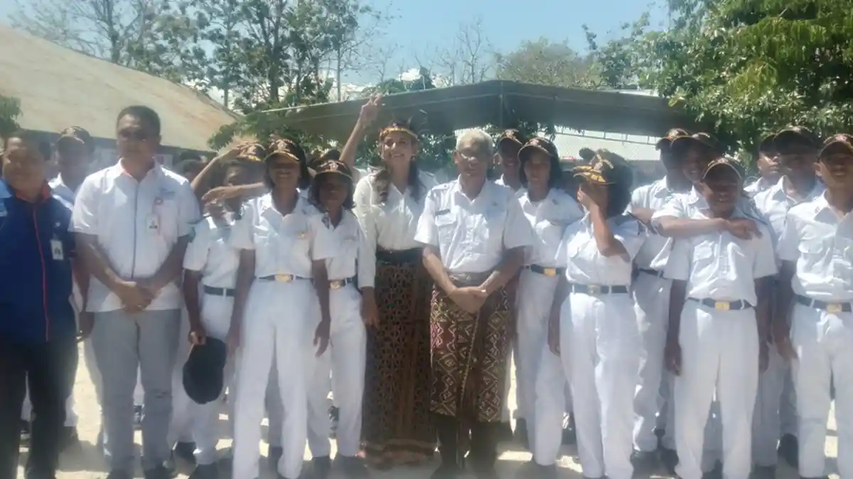 SMK Pelayaran Kupang Lantik 50 Calon Taruna, Laiskodat Beberkan Ini!
