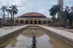 Masjid-Raya-Sabilal-Muhtadin-Banjarmasin-yang-berlokasi-di-Jl-Jenderal-Sudirman-Banjarmasin.jpg
