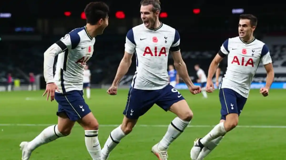 UPDATE KLASEMEN LIGA Inggris Man United Dikalahkan Arsenal dan Tottenham Menang