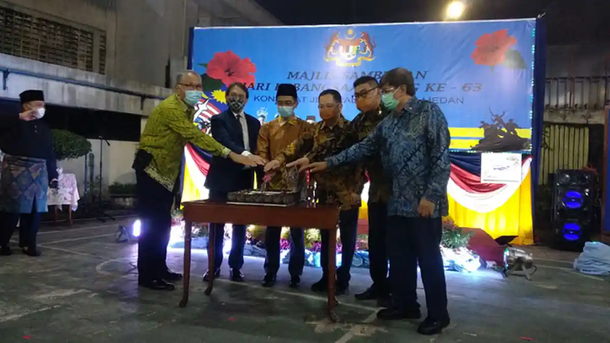 Hari Kemerdekaan Ke-63 Malaysia Dirayakan Sederhana di Medan