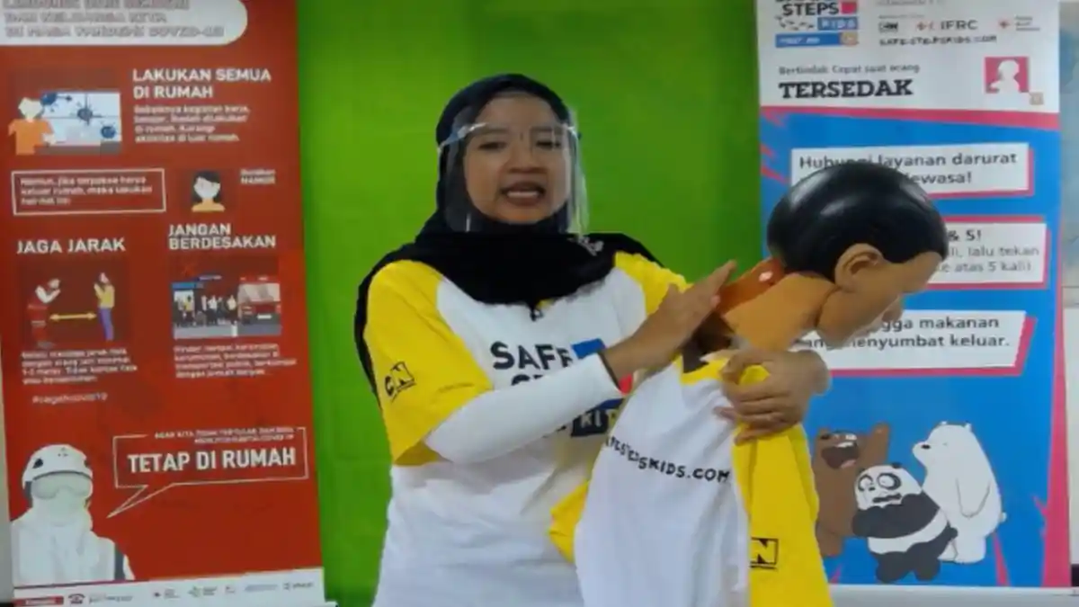 Siswa Sekolah Diberi Pelatihan Tanggap Pertolongan Pertama dan Pandemi COVID-19