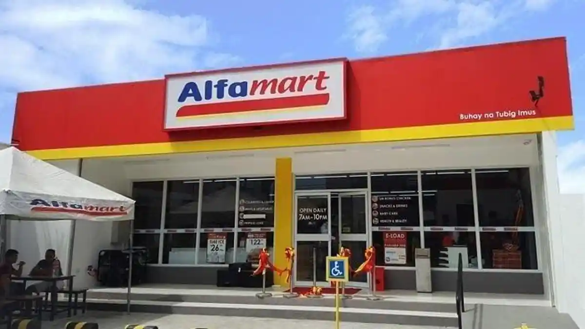 Tutup Ratusan Toko, Alfamart Bangkrut?
