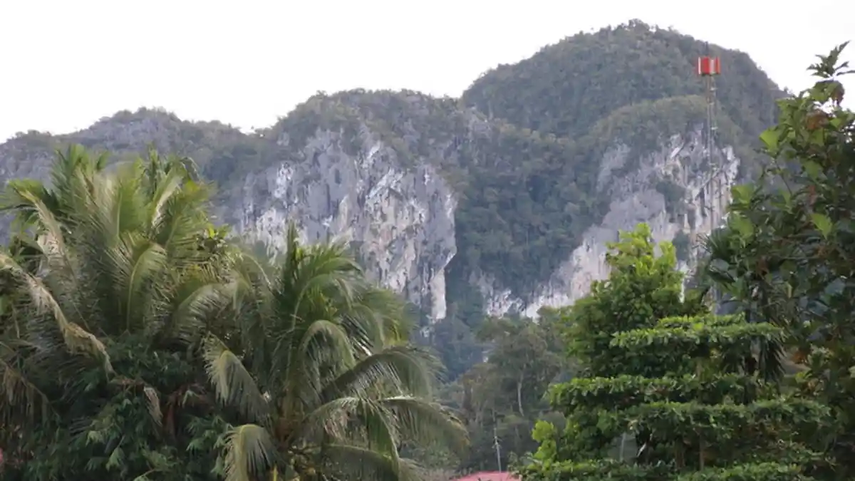 Cuaca Mahakam Ulu Hari Ini, Pagi Didominasi Berawan, Hujan Ringan Turun di Long Bagun