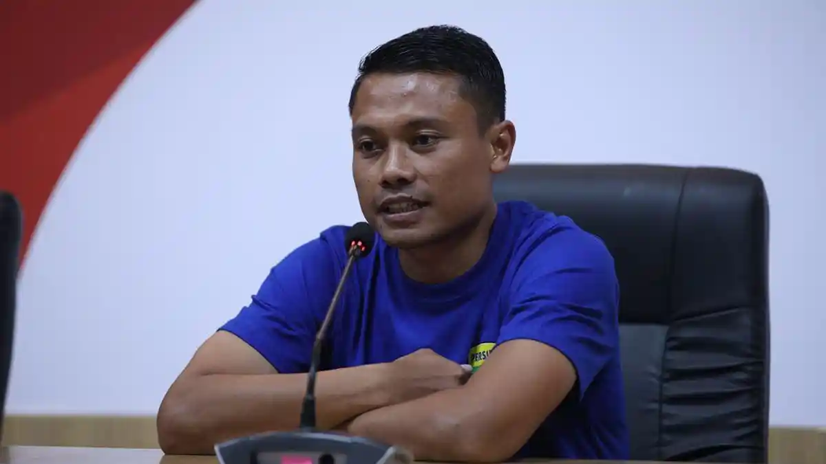 Kapten Persib Dedi Kusnandar Mudik ke Jatinangor, Kumpul Keluarga Besar dan Teman Lama di Sumedang