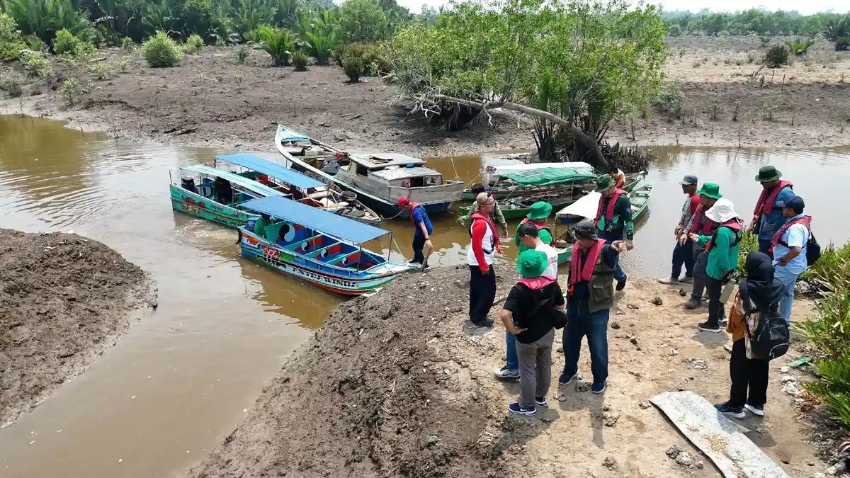 Wujudkan Biodiversity, PT KPI Project Sumatera Optimasikan Hutan Desa Sungsang Banyuasin